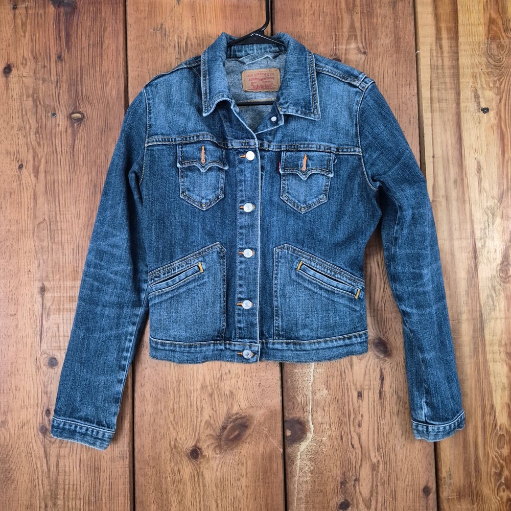 Levi Strauss & Co Women's S/M Wash Denim Trucker Jean Jacket